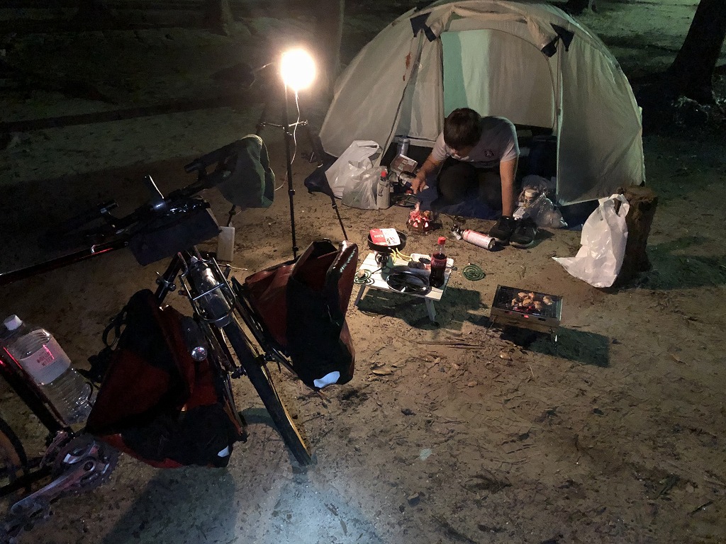 自転車旅でキャンプ