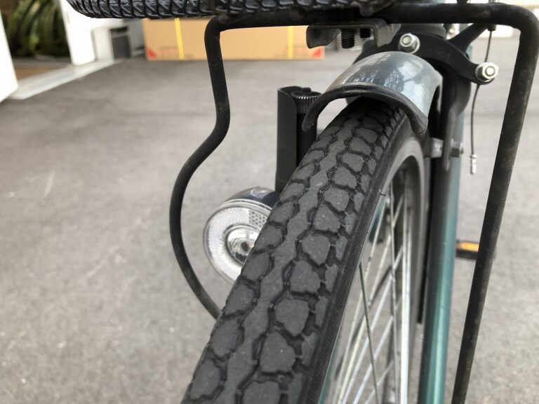 自転車 空気 どのくらい